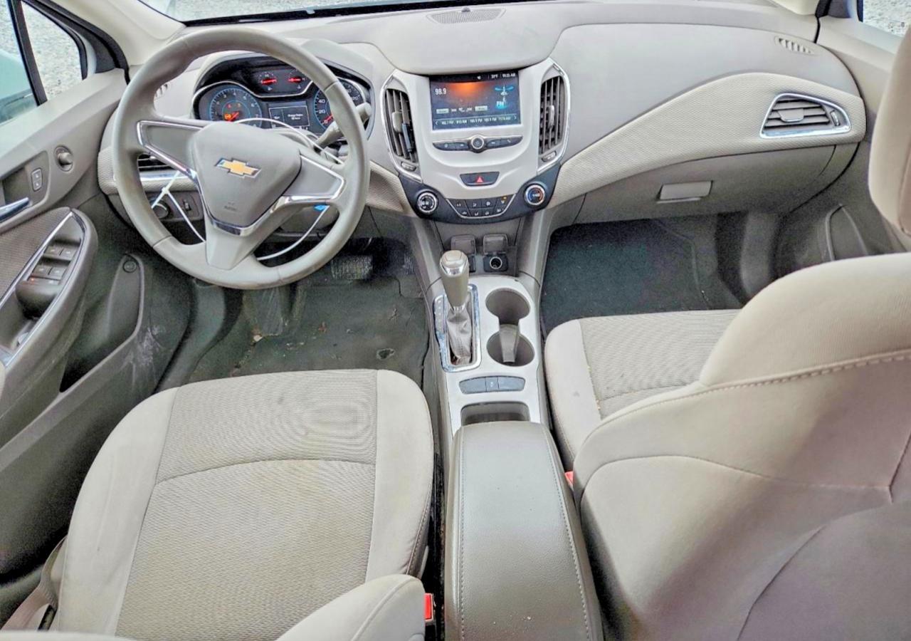 2017 CHEVROLET CRUZE LS photo 22