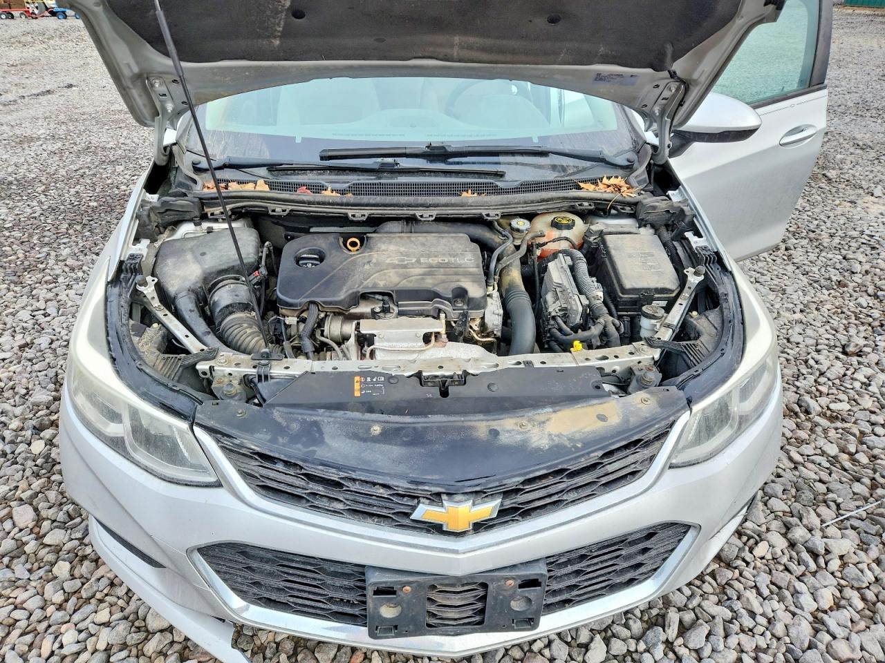 2017 CHEVROLET CRUZE LS photo 31