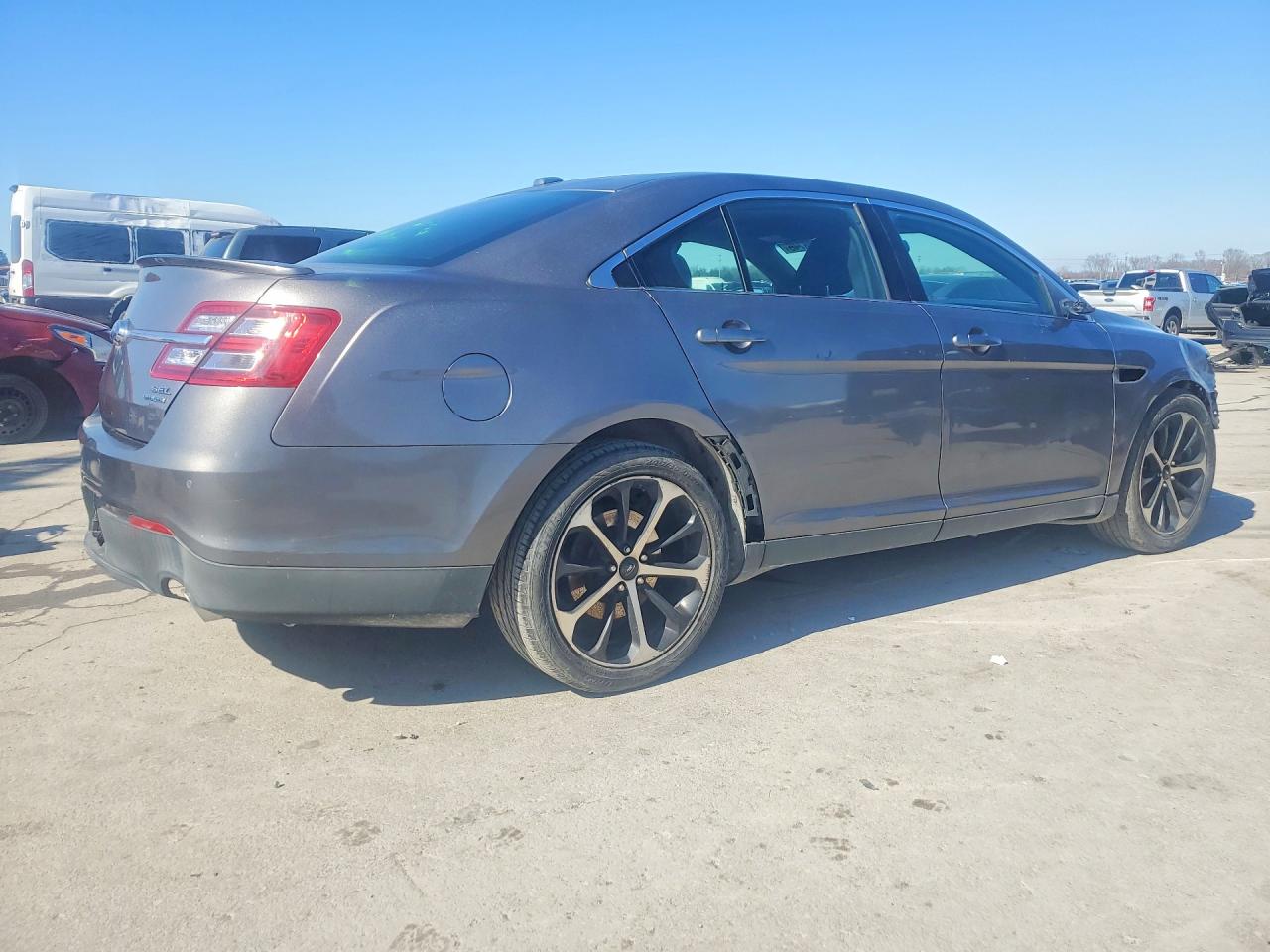 2014 FORD TAURUS SEL photo 5