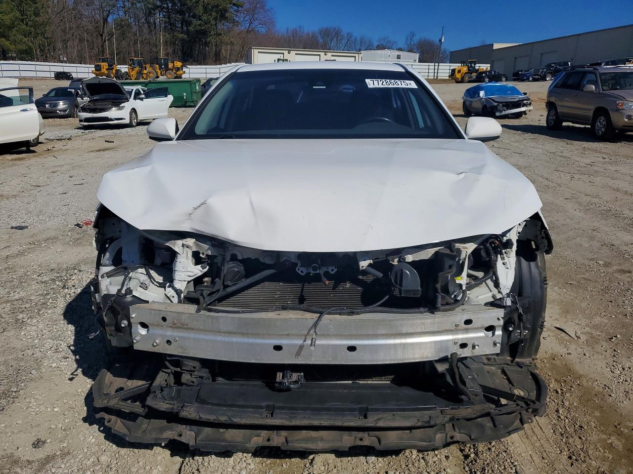 2019 TOYOTA CAMRY L photo 5