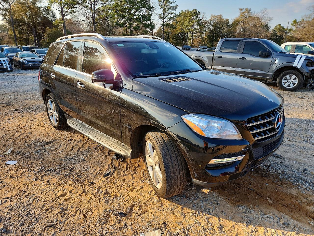 2015 MERCEDES-BENZ ML 350 photo 4