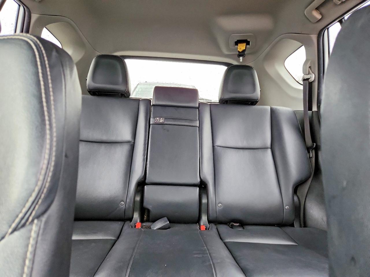 2016 TOYOTA RAV4 HV LIMITED photo 19