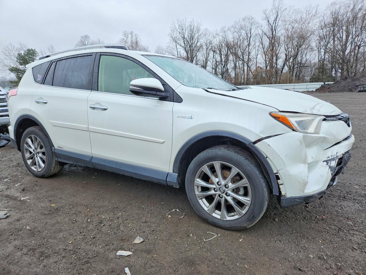 2016 TOYOTA RAV4 HV LIMITED photo 7