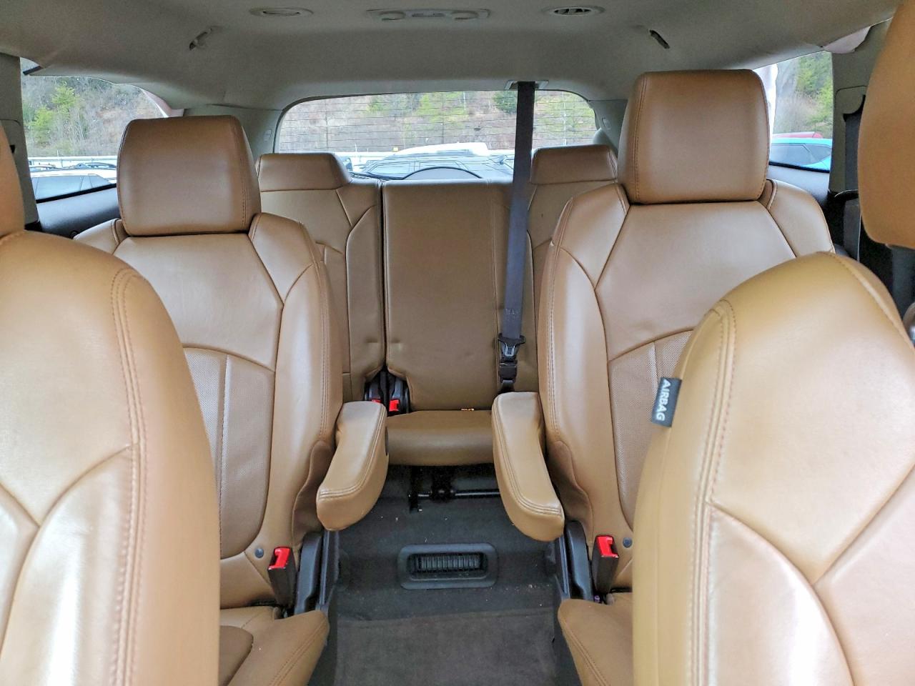 2016 BUICK ENCLAVE photo 10