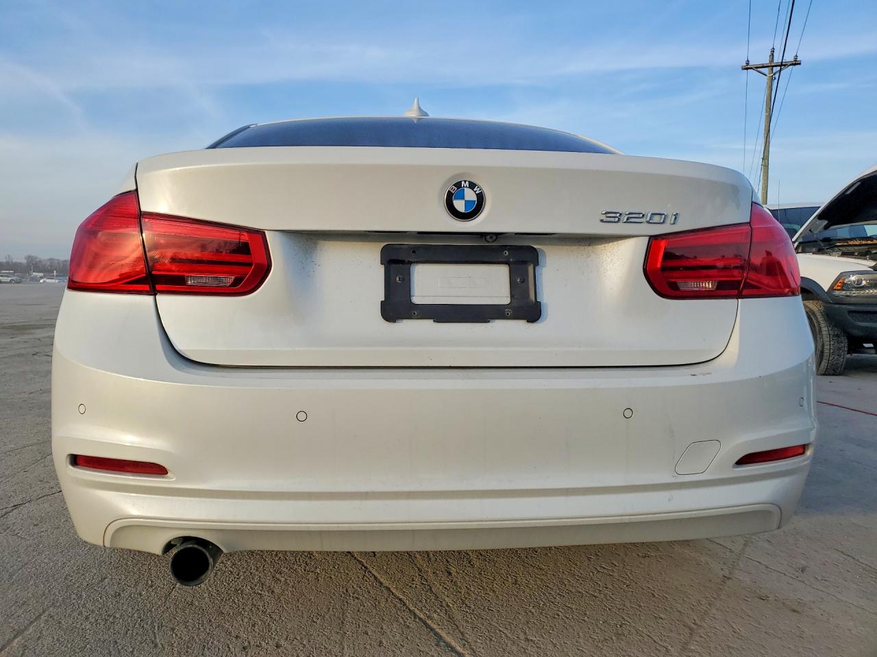 2017 BMW 320 I photo 11