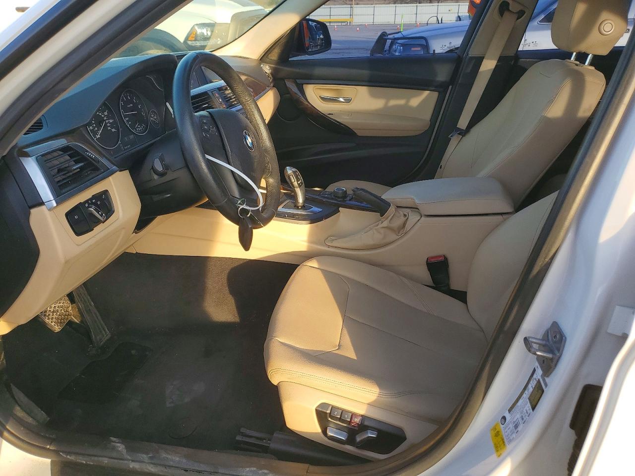 2017 BMW 320 I photo 13