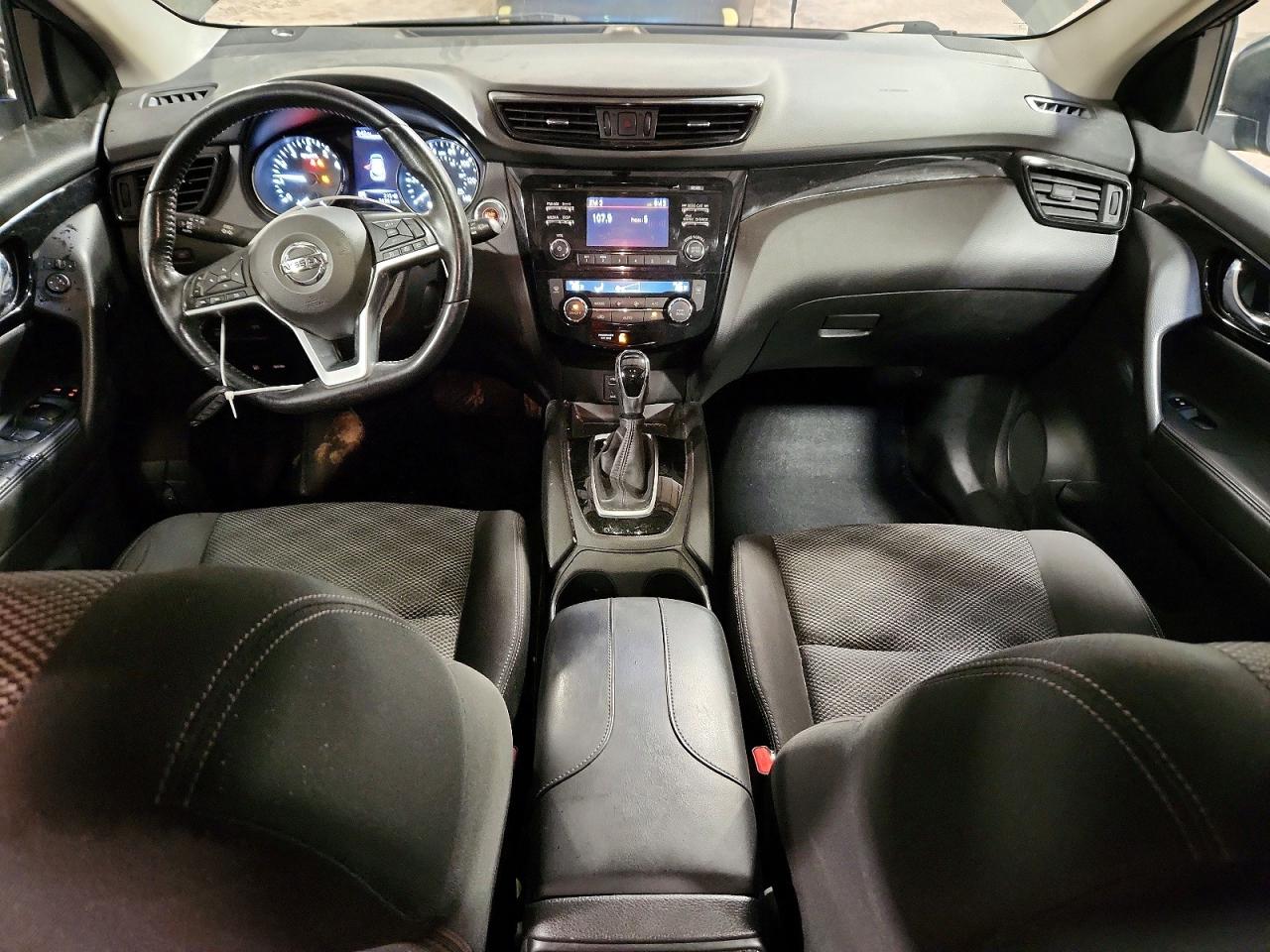 2018 NISSAN ROGUE SPORT SV photo 22