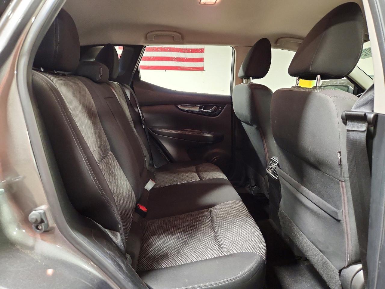 2018 NISSAN ROGUE SPORT SV photo 31