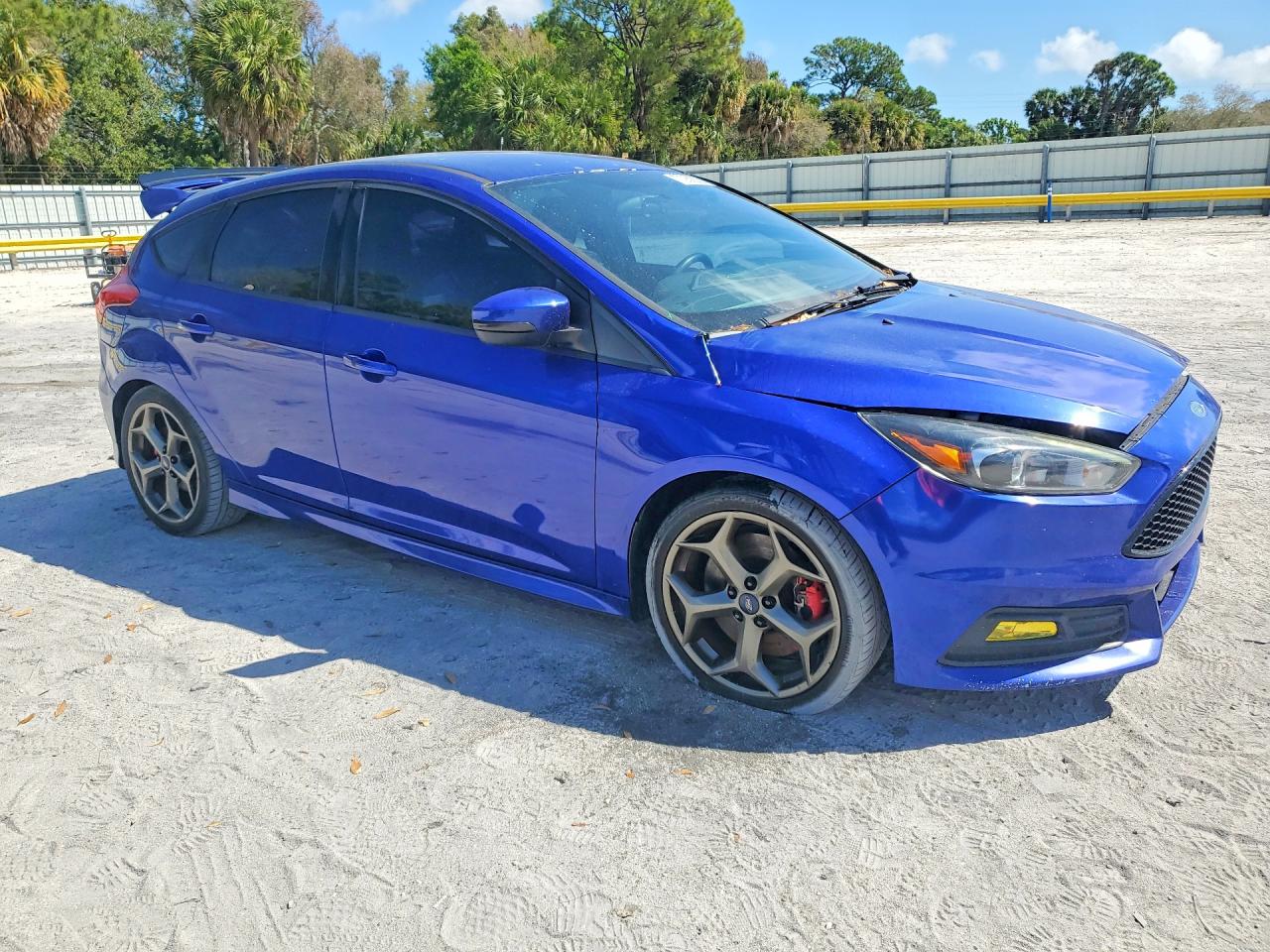 2015 FORD FOCUS ST photo 4