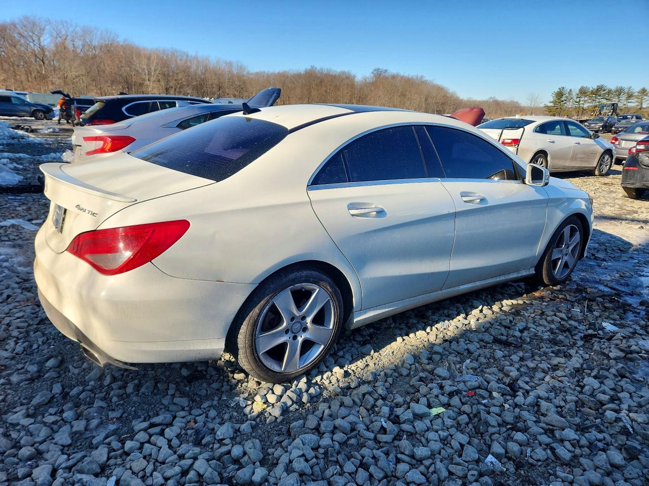 2016 MERCEDES-BENZ CLA 250 4MATIC photo 3