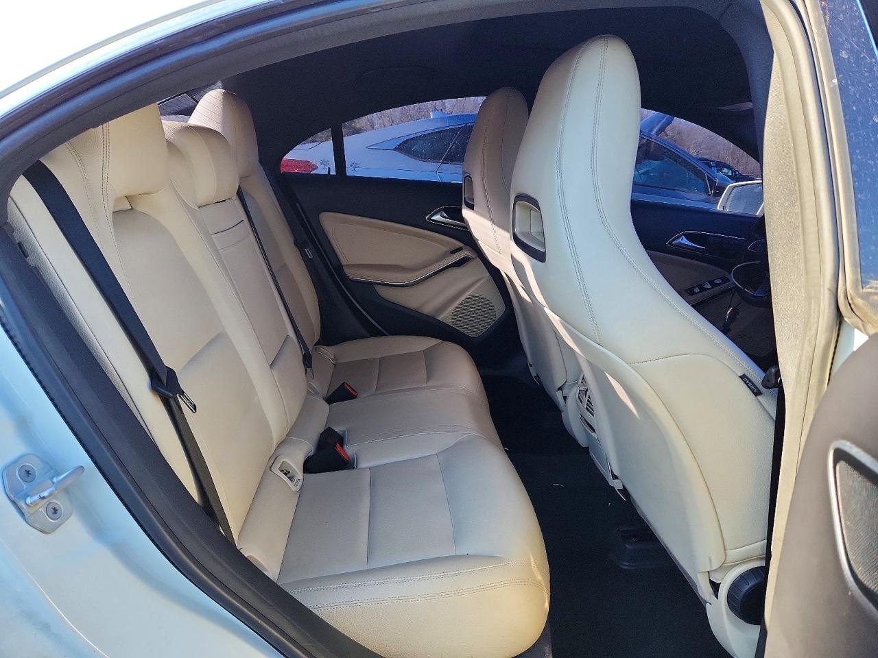 2016 MERCEDES-BENZ CLA 250 4MATIC photo 10