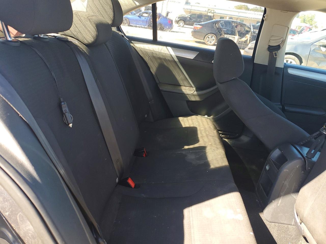 2015 VOLKSWAGEN JETTA SE photo 19