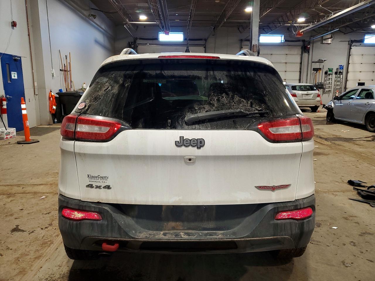 2016 JEEP CHEROKEE TRAILHAWK photo 6
