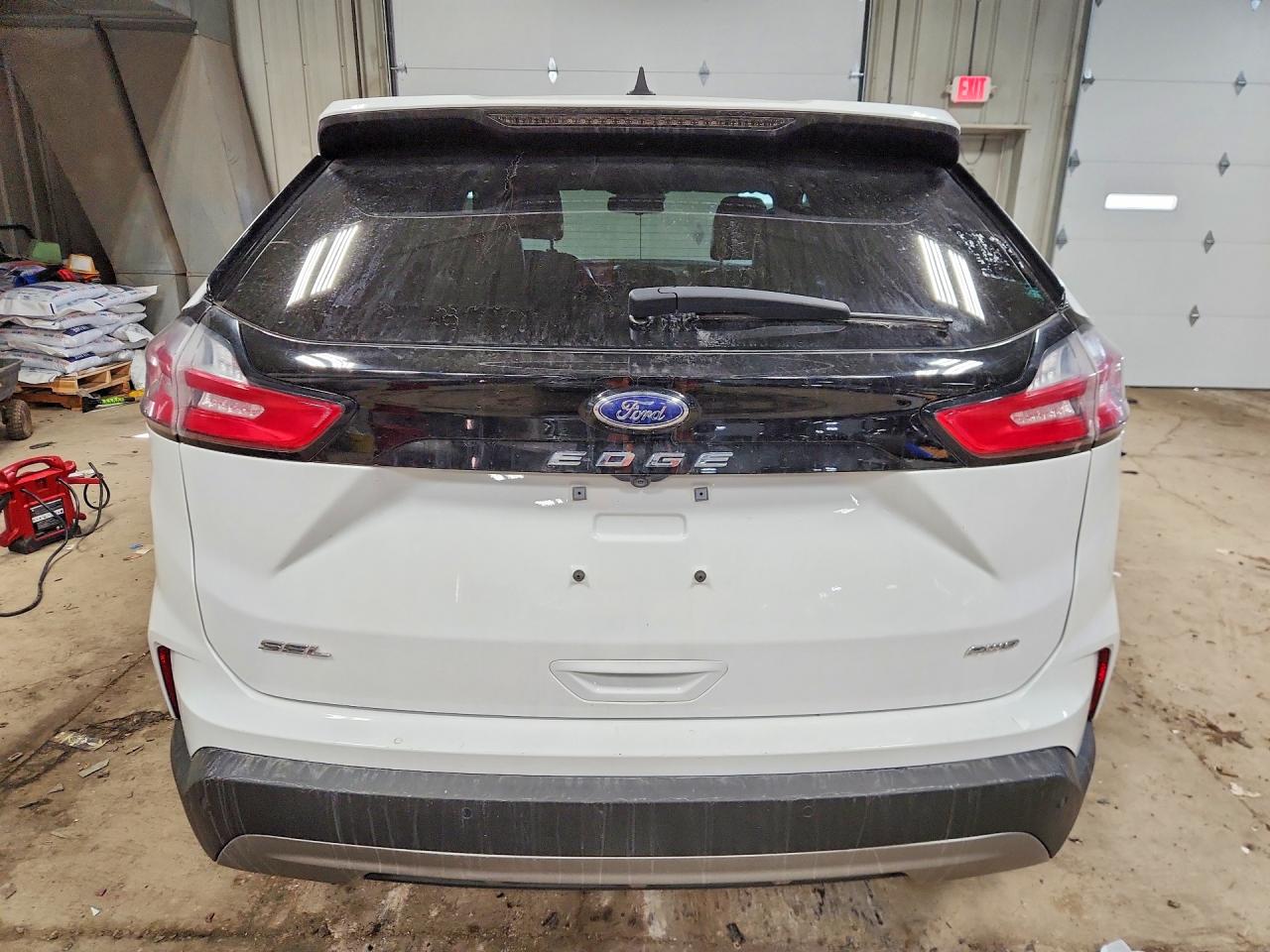 2024 FORD EDGE SEL photo 16