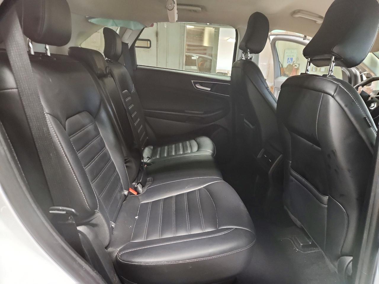 2024 FORD EDGE SEL photo 31