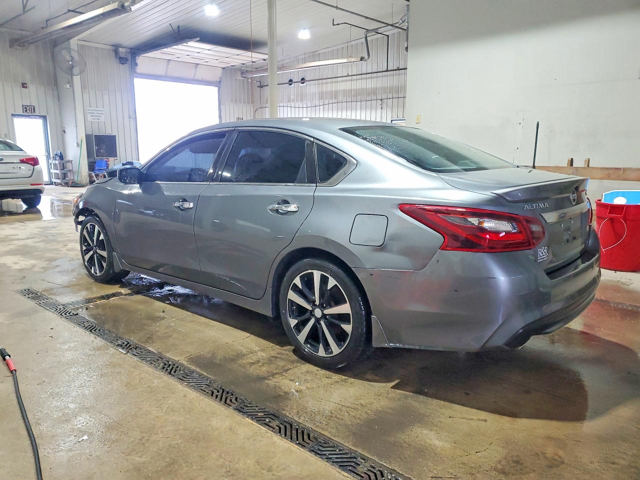 2018 NISSAN ALTIMA 2.5 SR photo 2