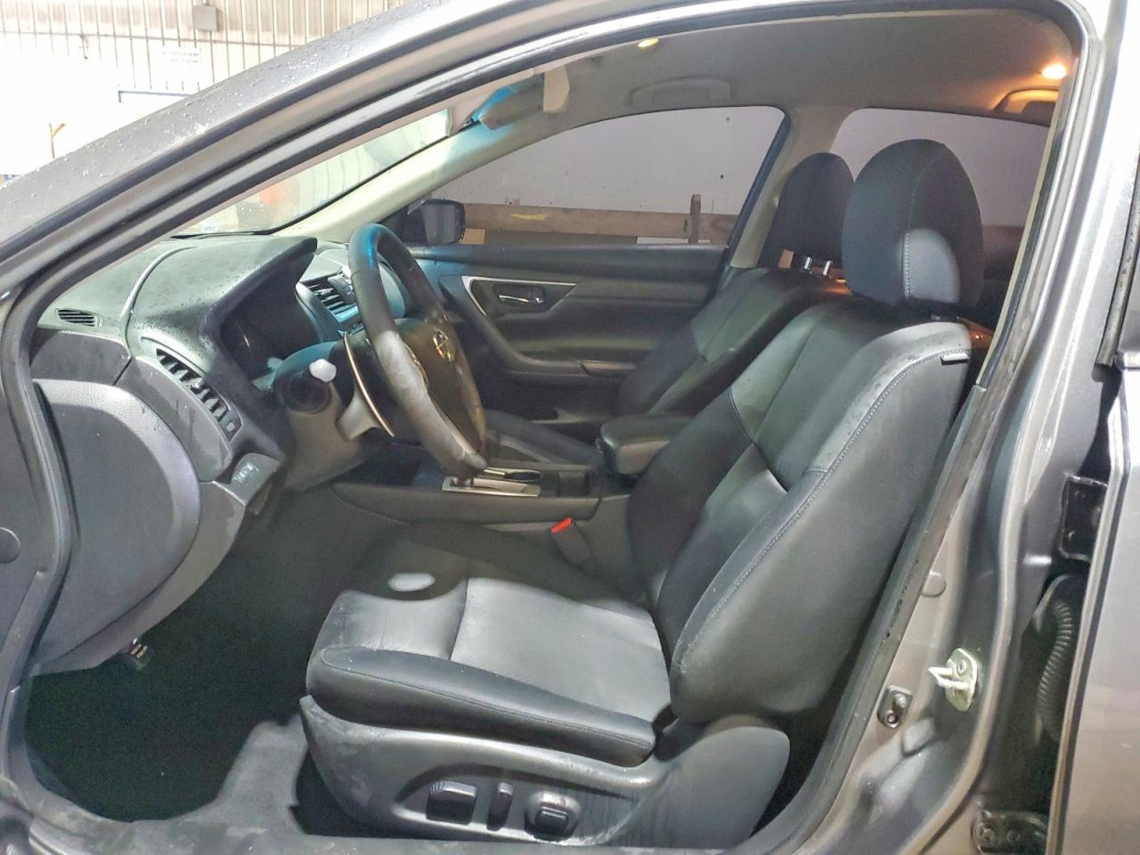 2018 NISSAN ALTIMA 2.5 SR photo 7
