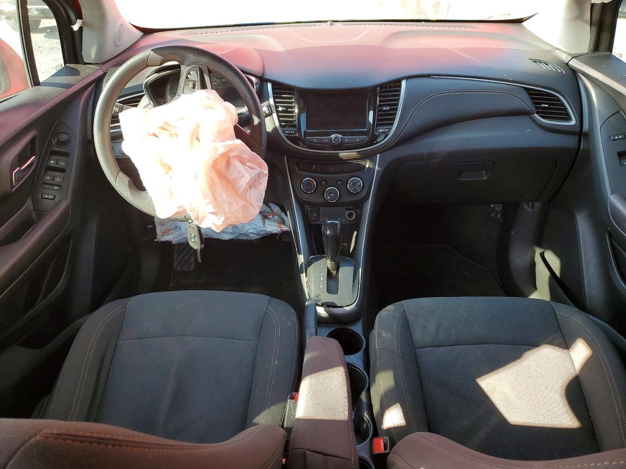 2020 CHEVROLET TRAX LS photo 15
