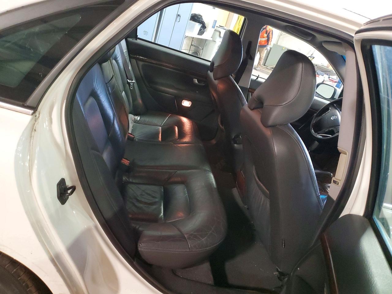2005 VOLVO S80 2.5T photo 28