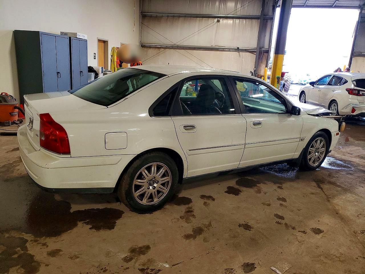 2005 VOLVO S80 2.5T photo 7
