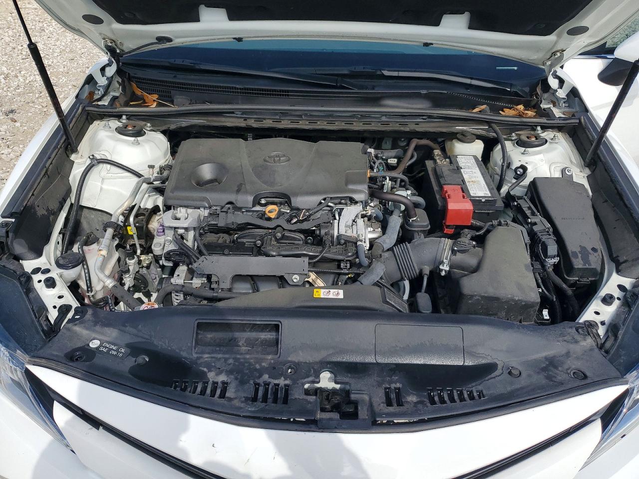 2020 TOYOTA CAMRY LE photo 21