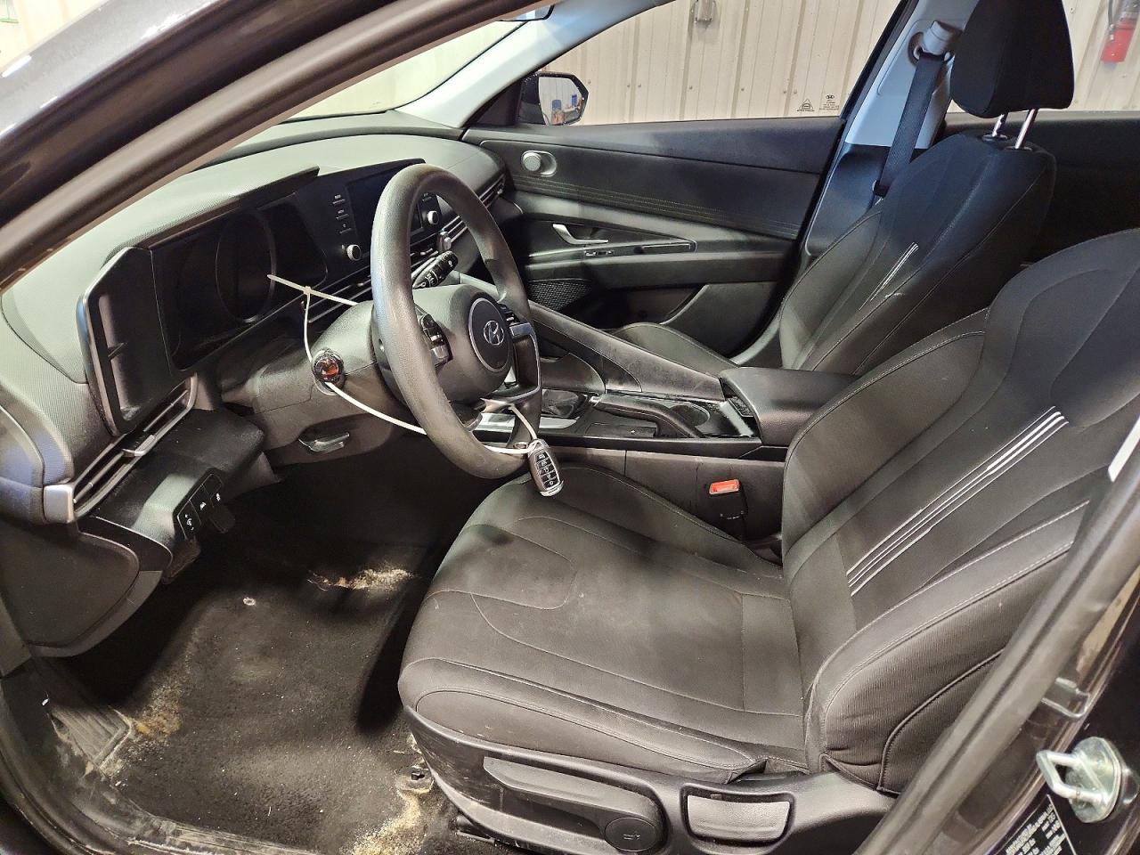 2021 HYUNDAI ELANTRA SEL photo 13