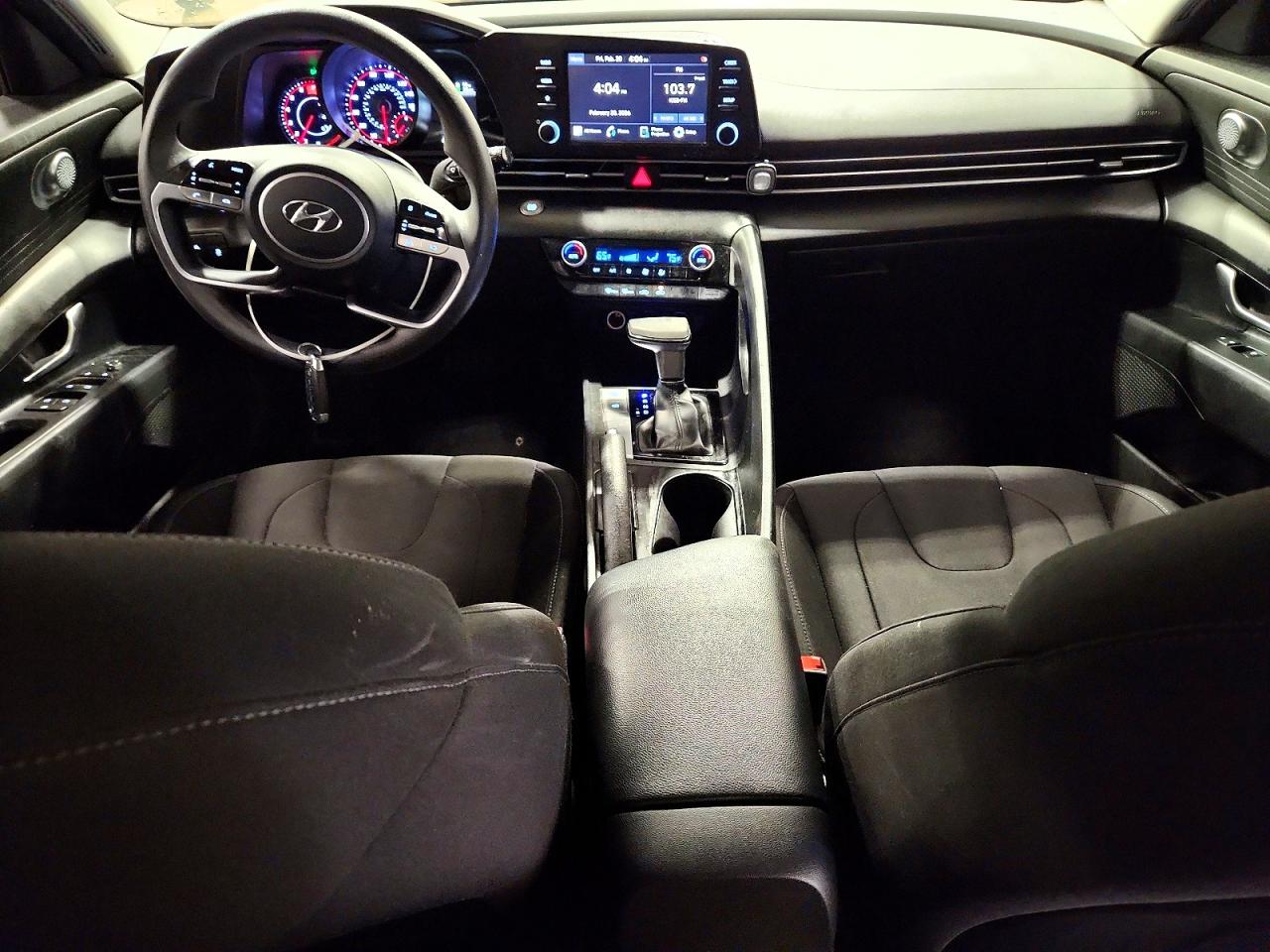 2021 HYUNDAI ELANTRA SEL photo 15