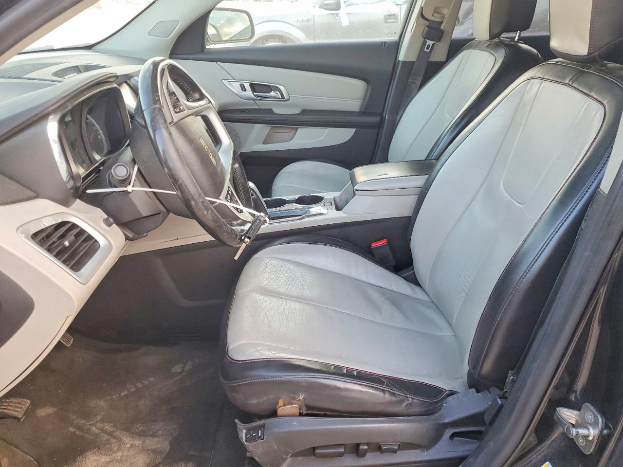 2015 GMC TERRAIN SLT photo 13