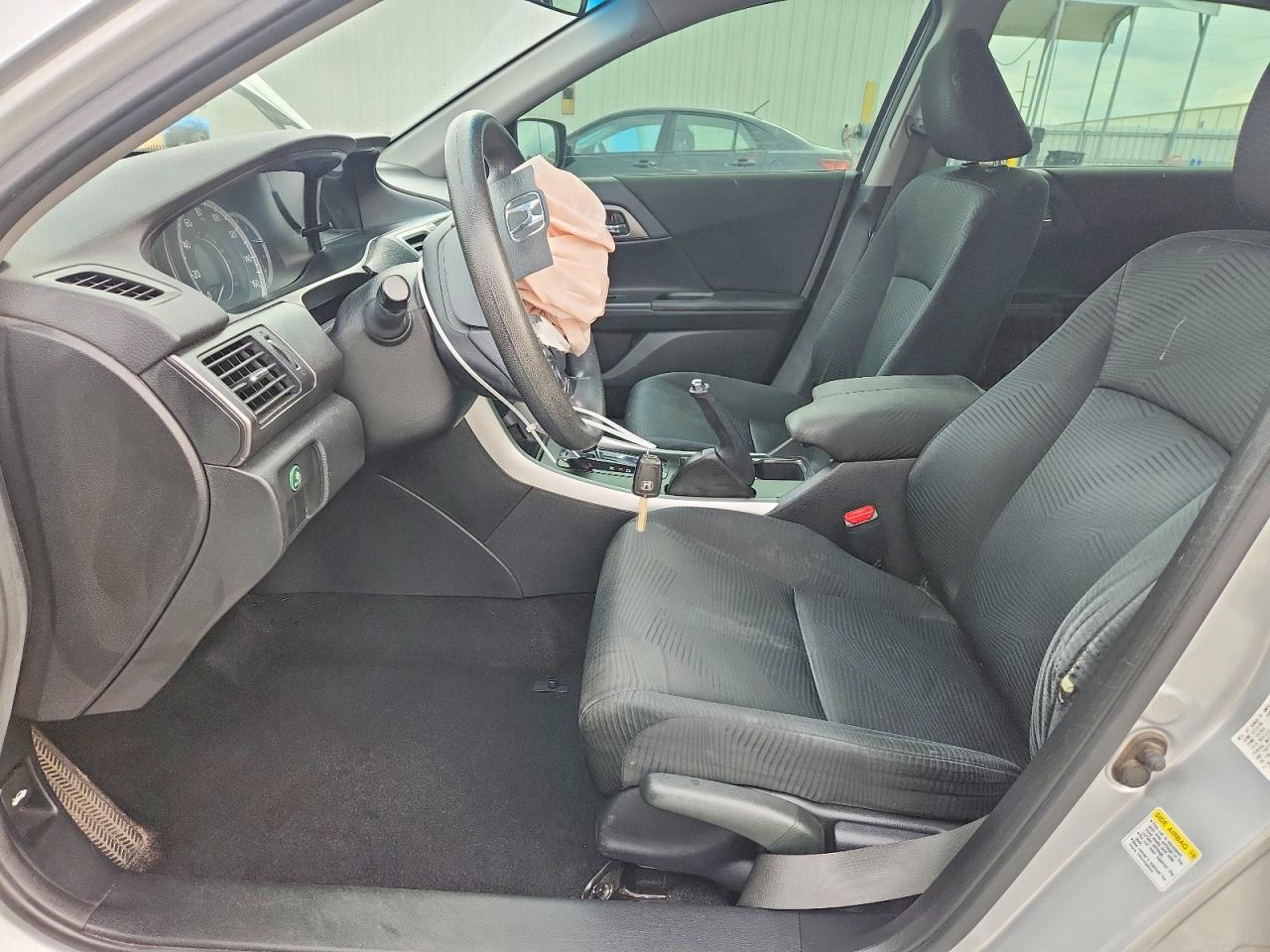2014 HONDA ACCORD LX photo 19