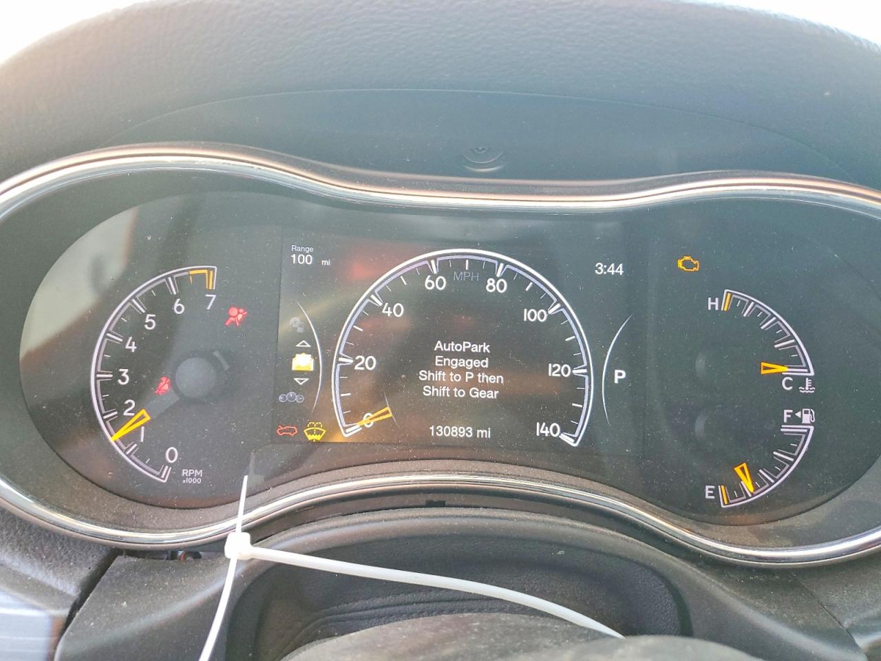2019 JEEP GRAND CHEROKEE LAREDO photo 17