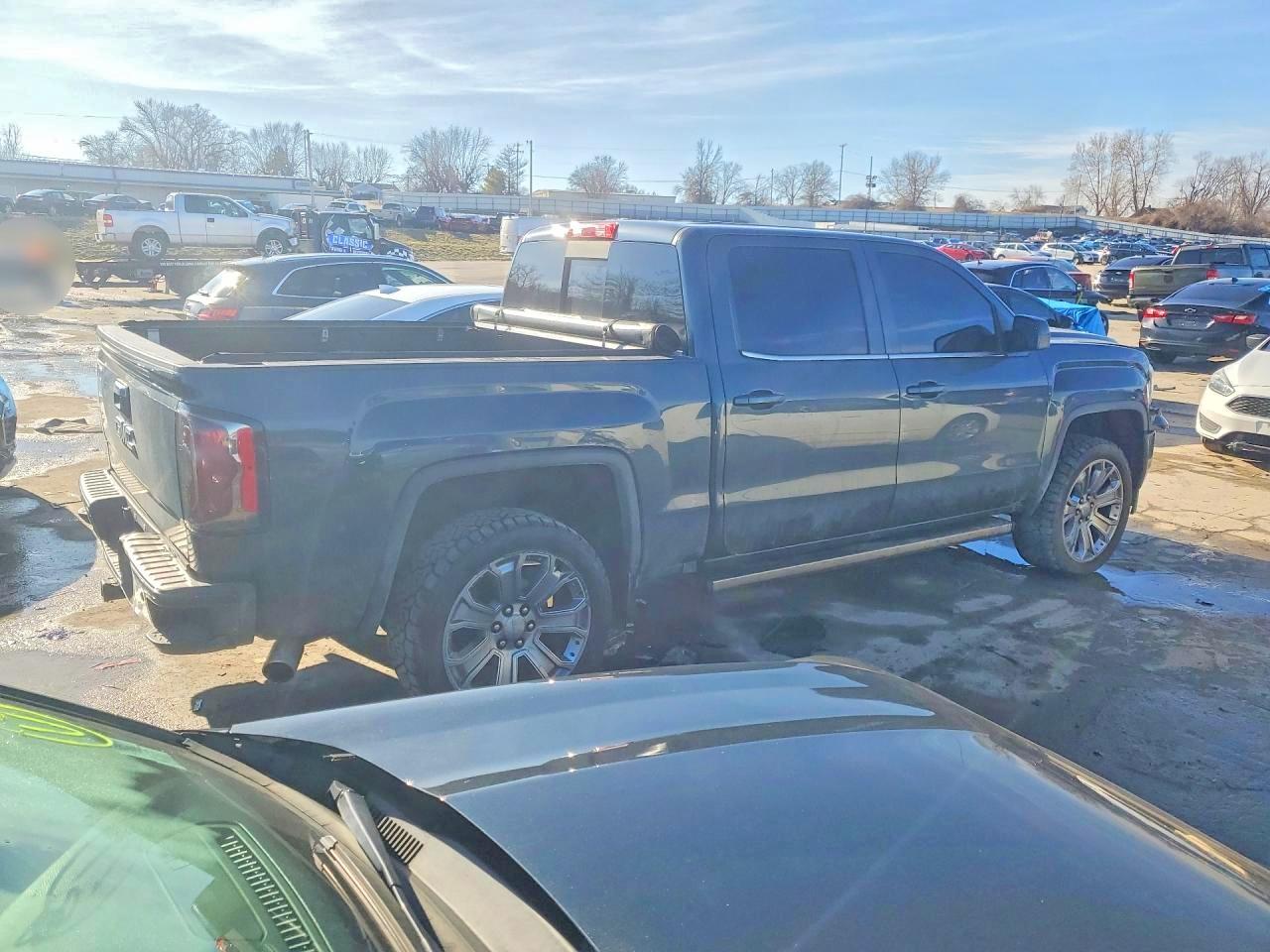 2017 GMC SIERRA K1500 DENALI photo 5