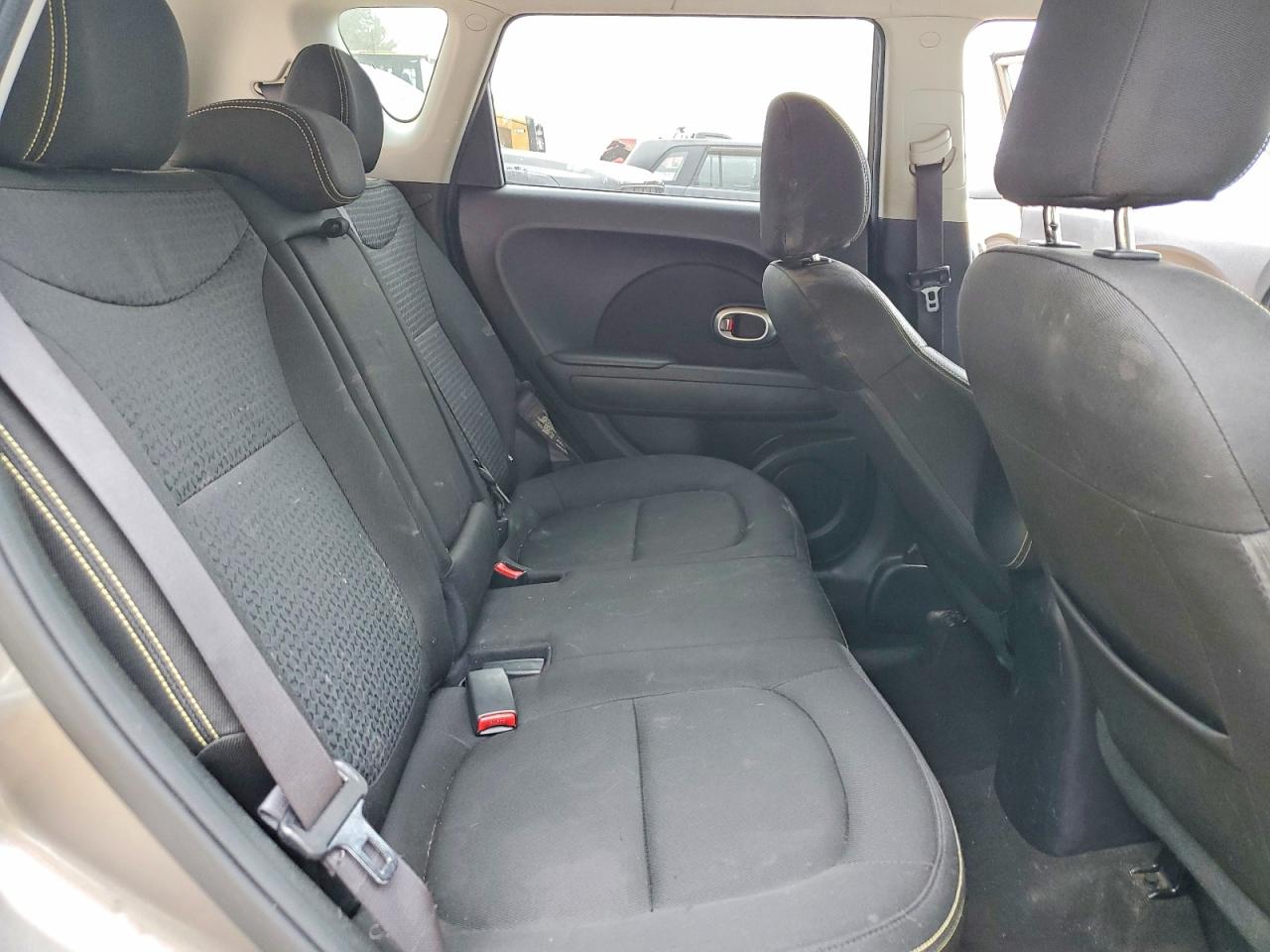 2016 KIA SOUL + photo 10