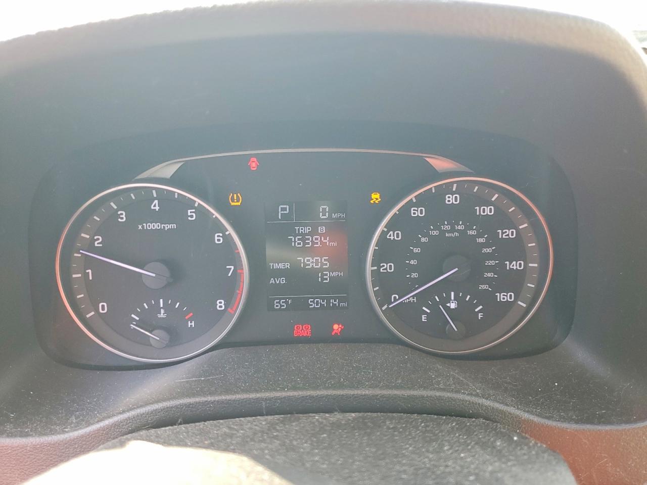 2017 HYUNDAI ELANTRA SE photo 9