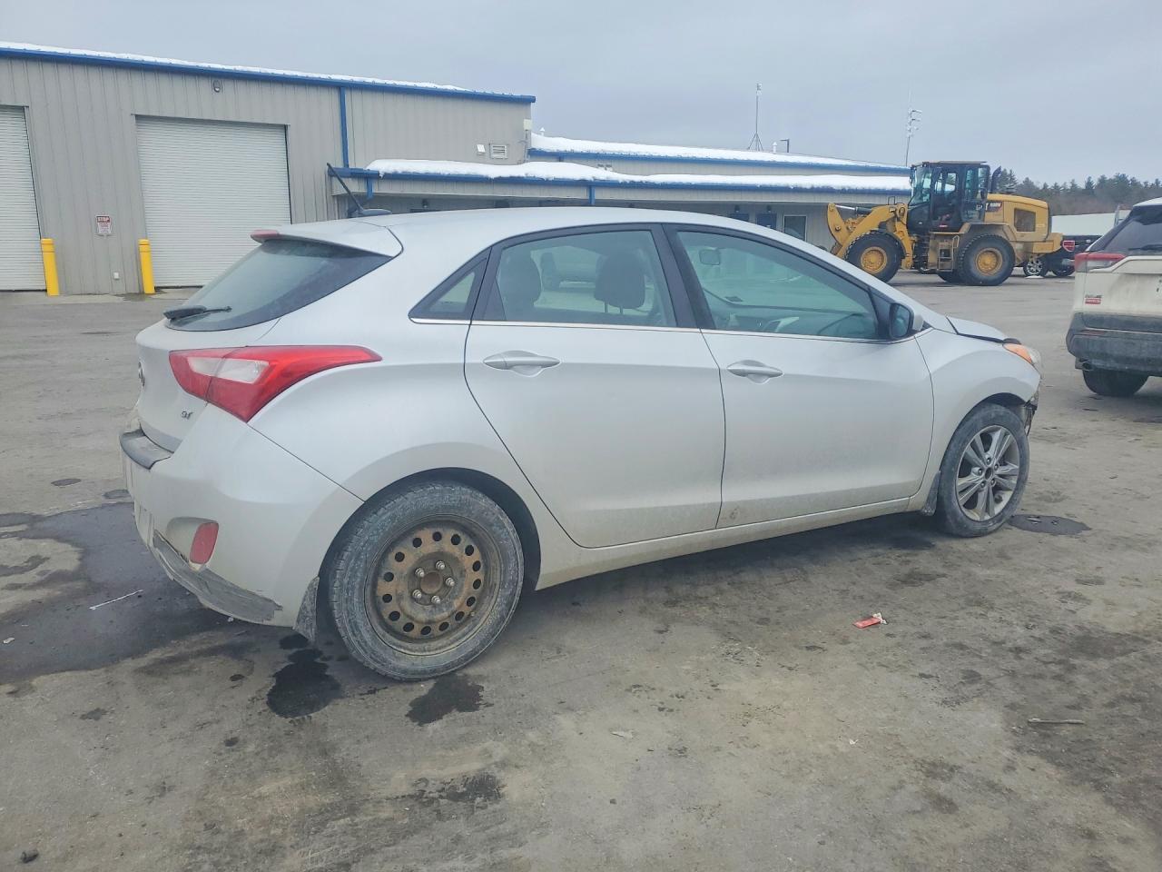 2016 HYUNDAI ELANTRA GT BASE photo 5