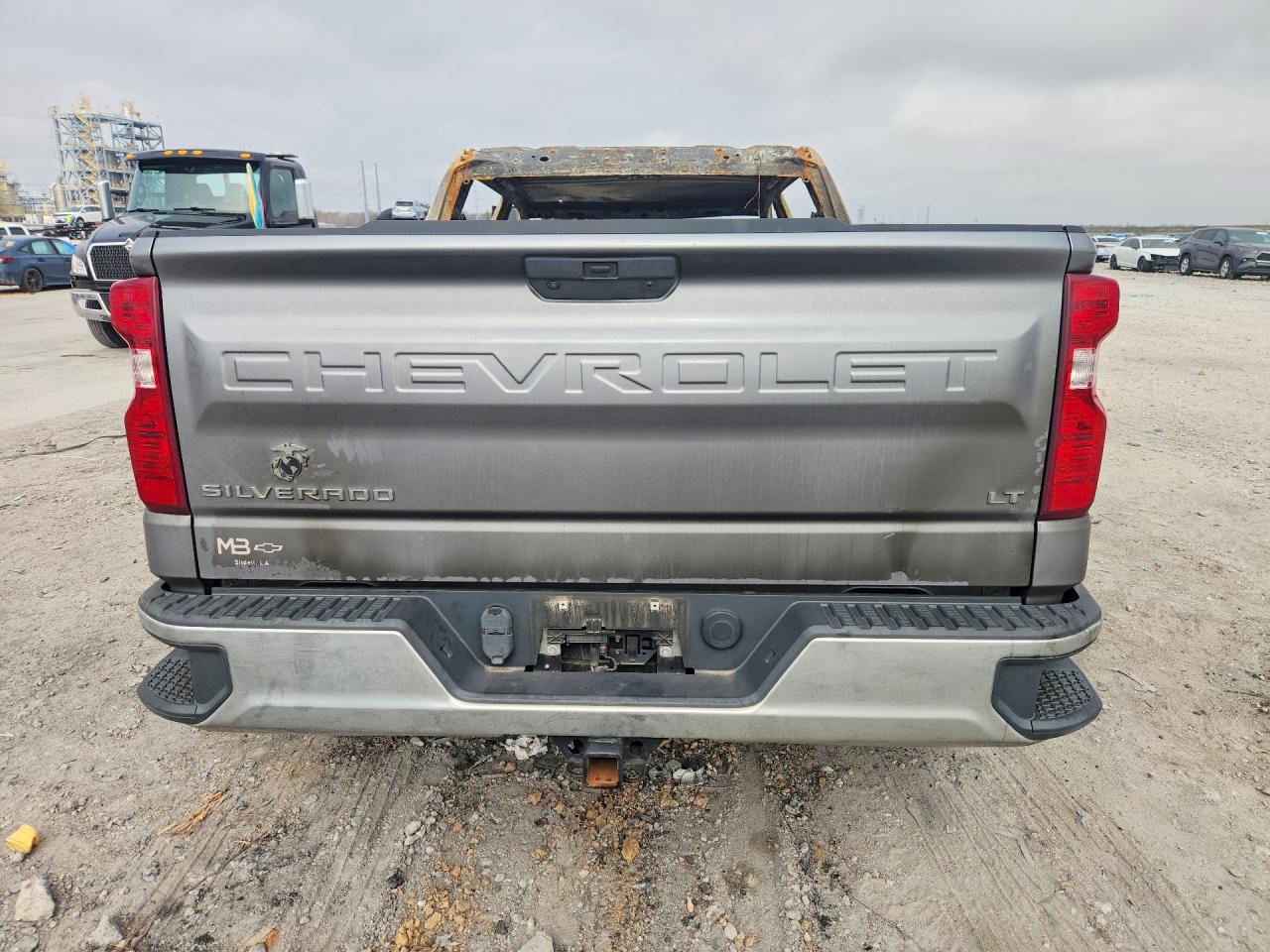 2020 CHEVROLET SILVERADO C1500 LT photo 6