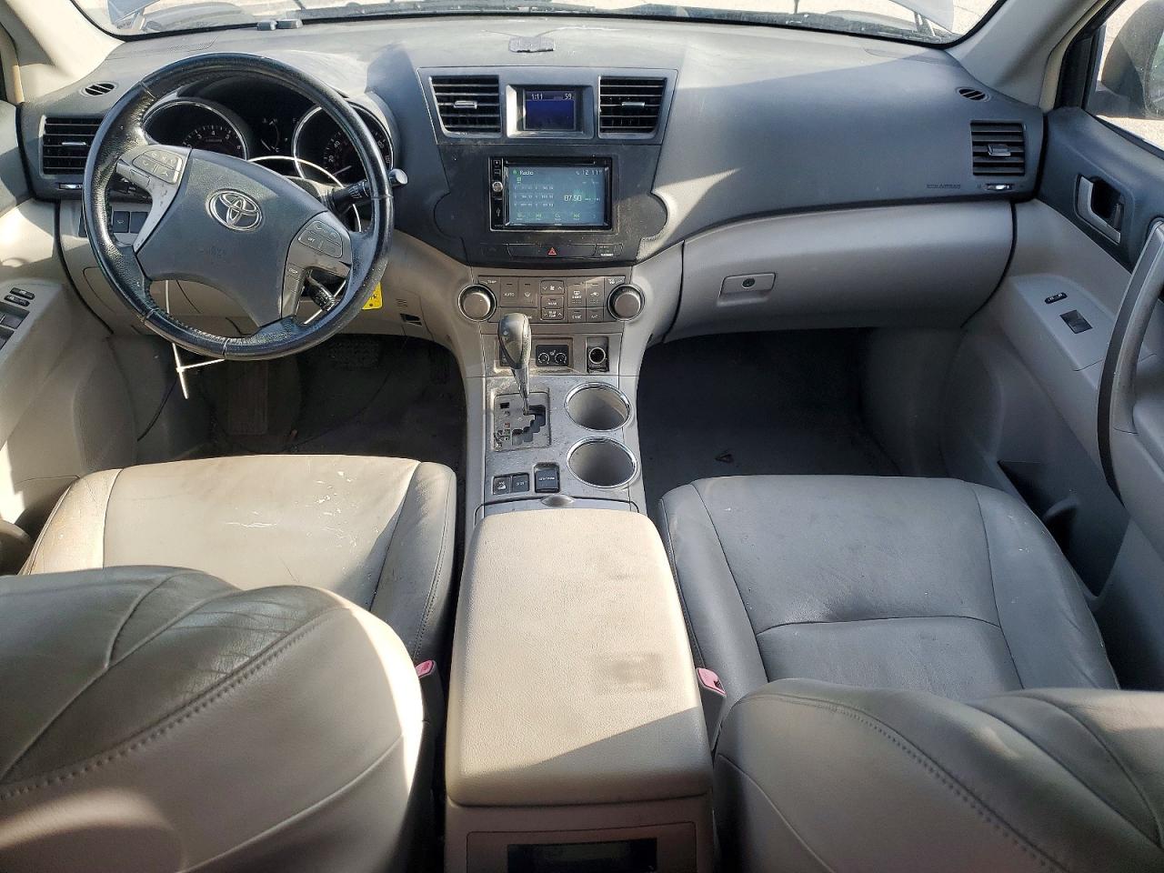 2008 TOYOTA HIGHLANDER SPORT photo 8