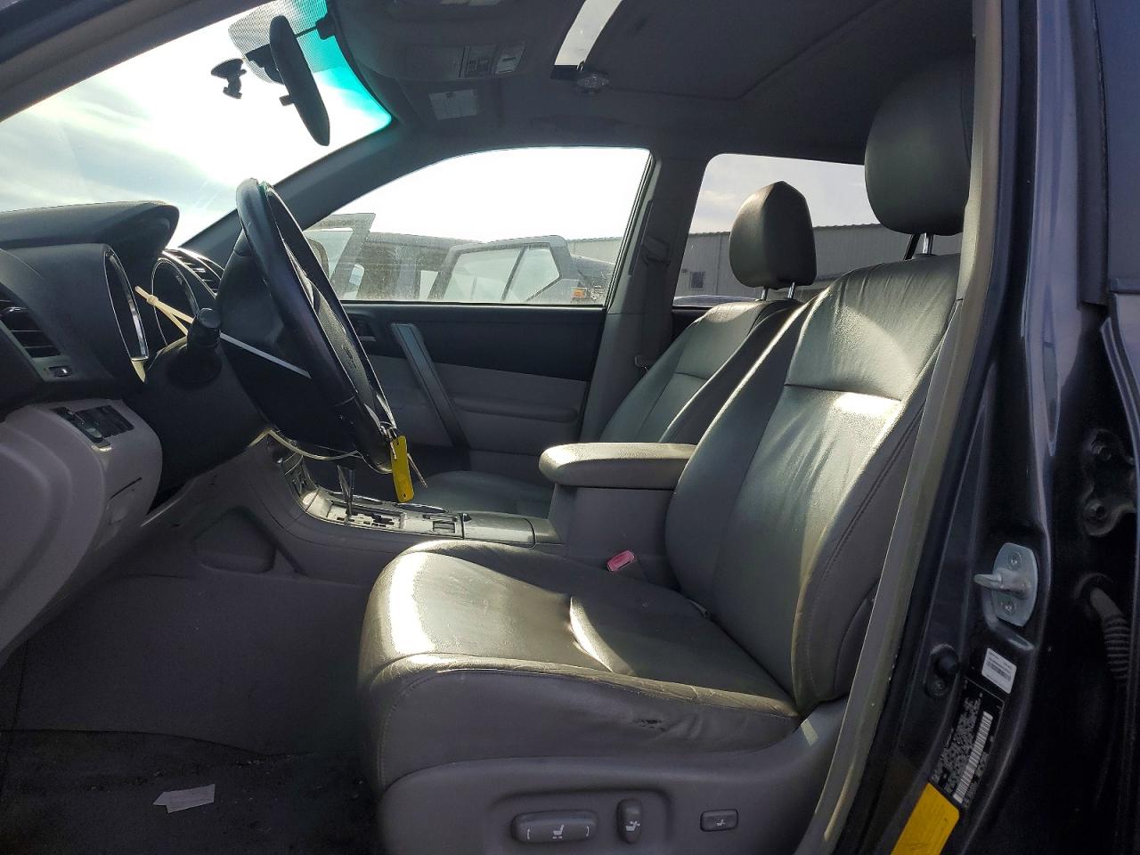 2008 TOYOTA HIGHLANDER SPORT photo 7