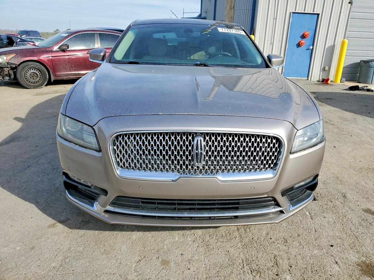 2018 LINCOLN CONTINENTAL SELECT photo 5