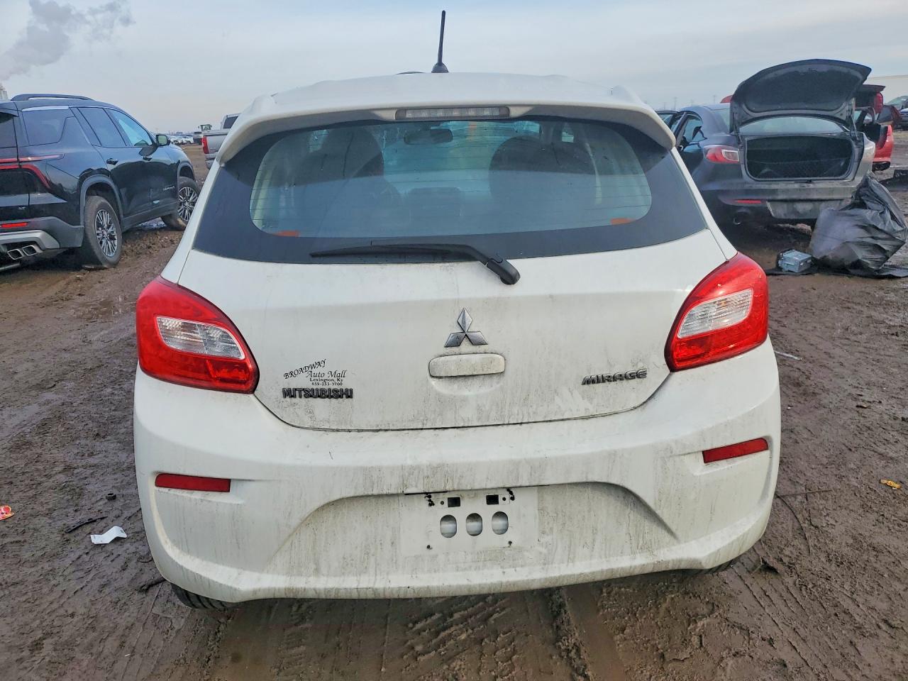 2017 MITSUBISHI MIRAGE ES photo 11