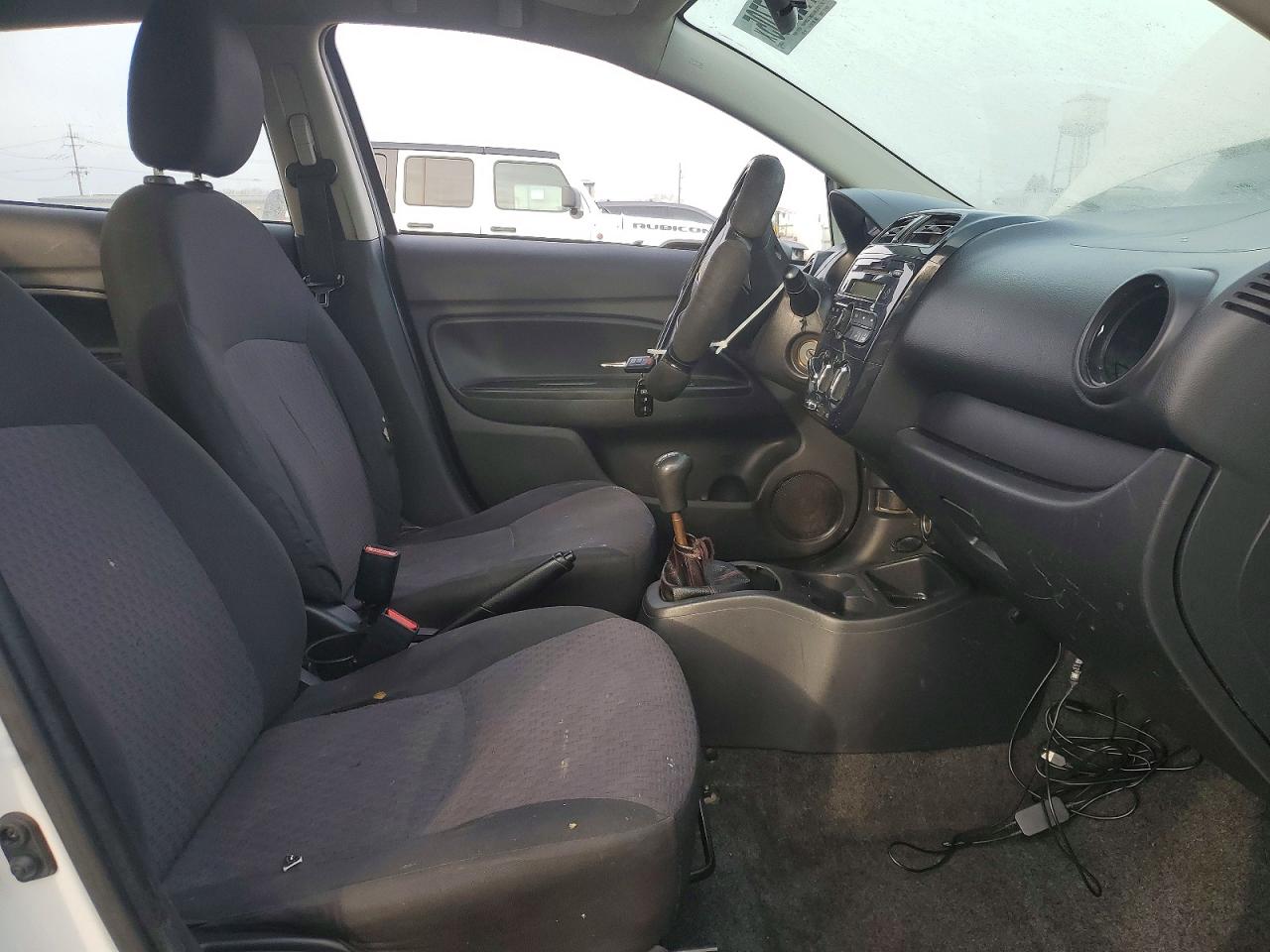 2017 MITSUBISHI MIRAGE ES photo 13
