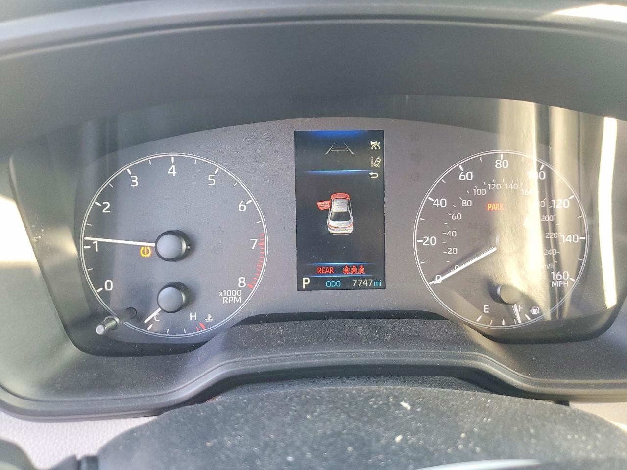 2024 TOYOTA COROLLA LE photo 9