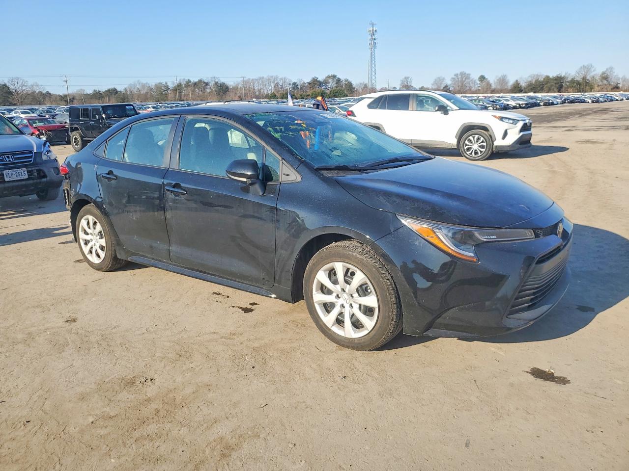 2024 TOYOTA COROLLA LE photo 4