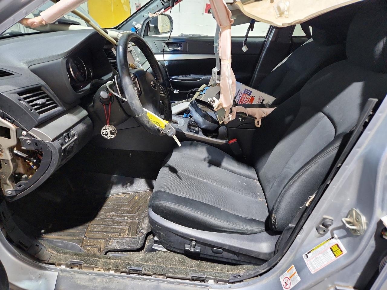 2014 SUBARU OUTBACK 2.5I PREMIUM photo 13