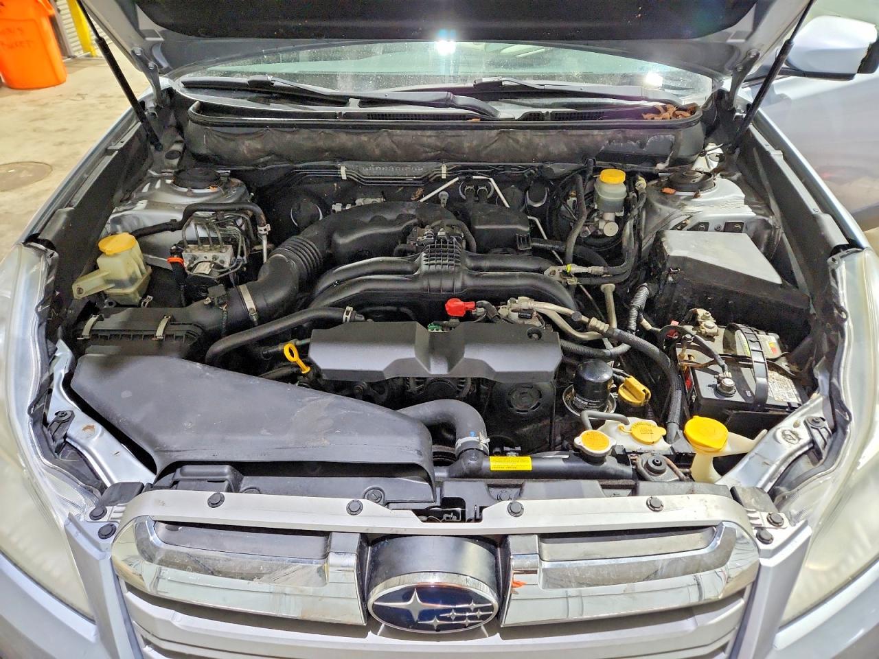 2014 SUBARU OUTBACK 2.5I PREMIUM photo 21