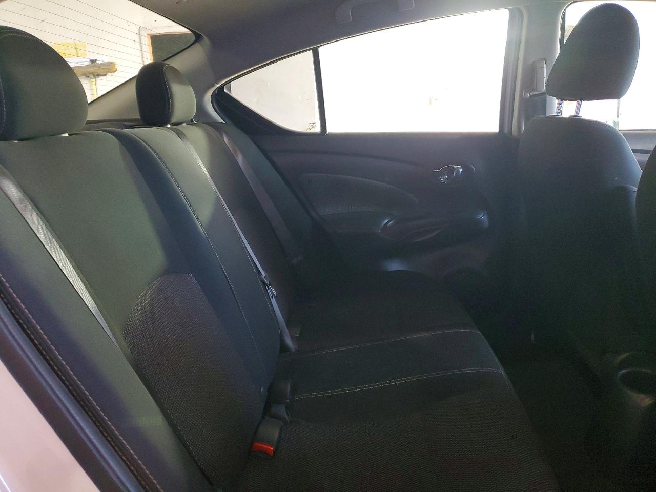 2018 NISSAN VERSA S photo 28