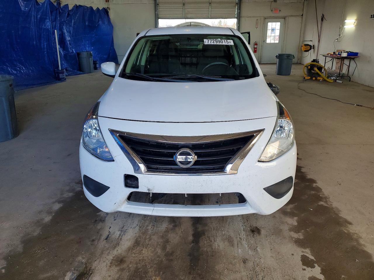 2018 NISSAN VERSA S photo 13