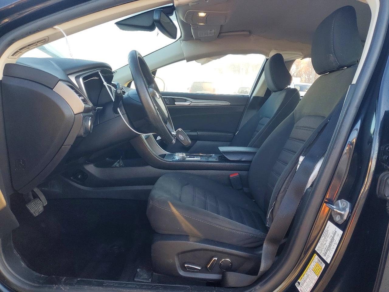 2020 FORD FUSION SE photo 7
