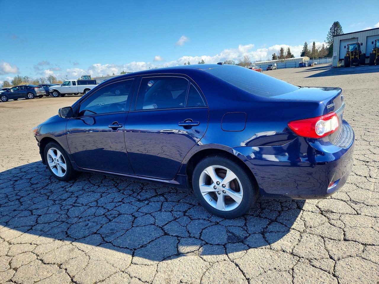 2012 TOYOTA COROLLA BASE photo 3