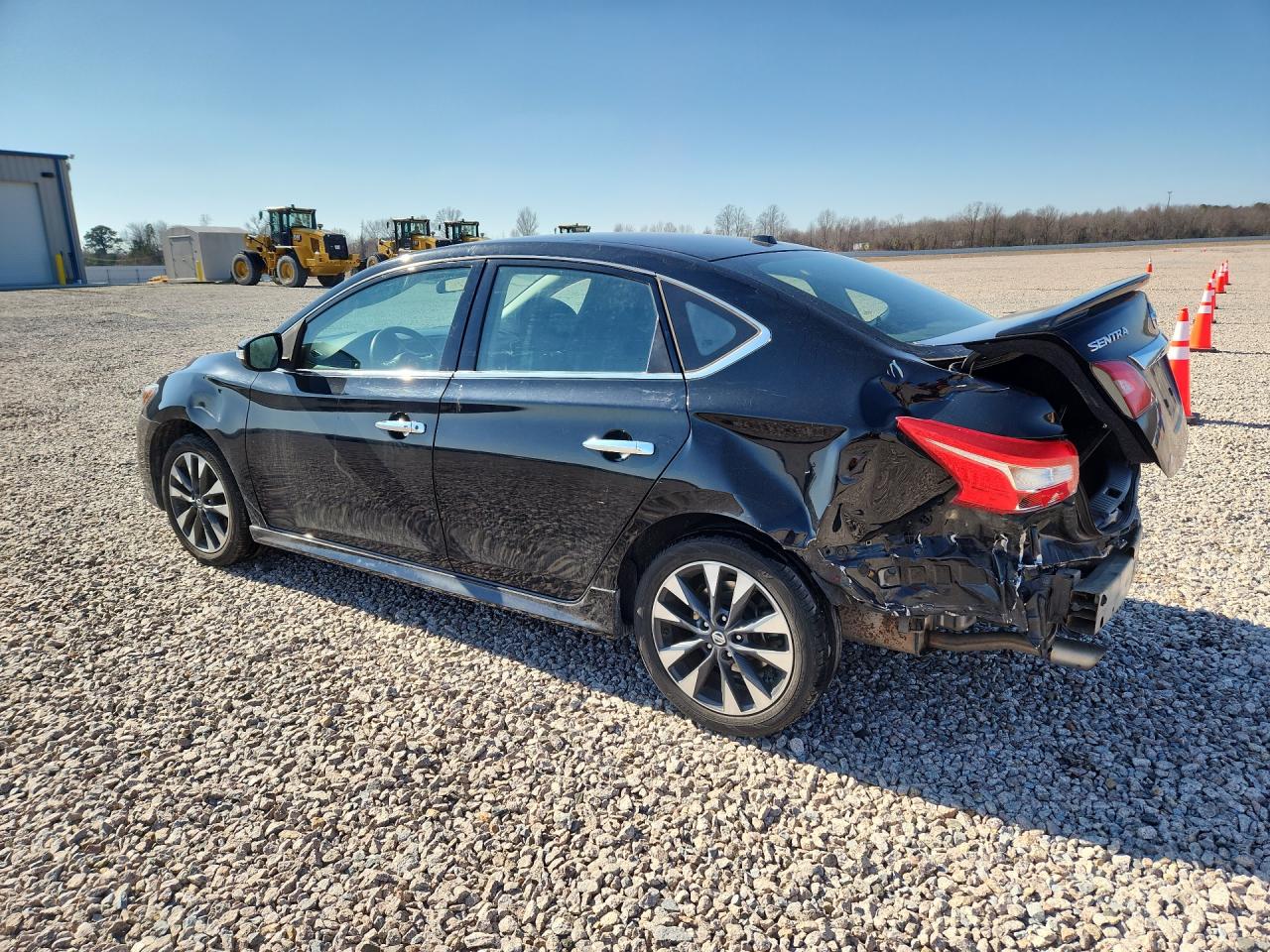 2019 NISSAN SENTRA S photo 3