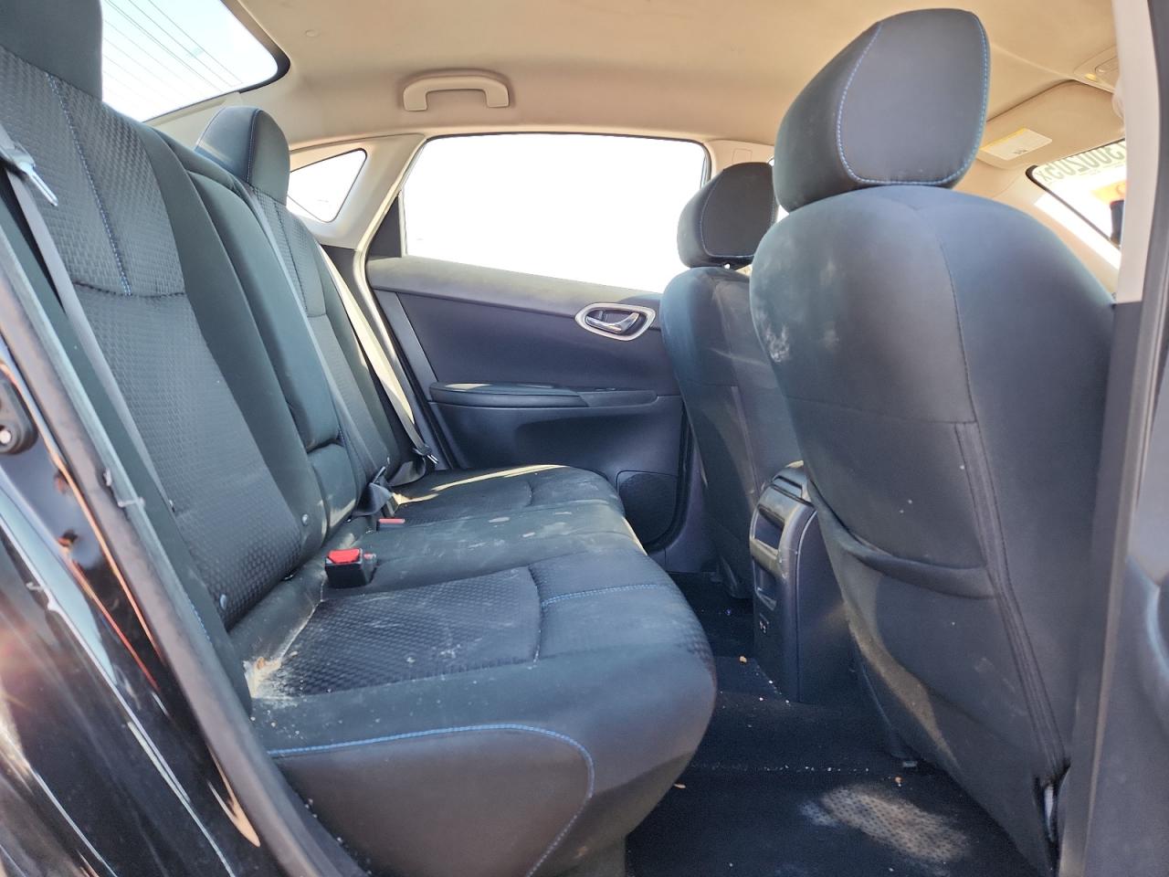 2019 NISSAN SENTRA S photo 19